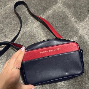 TH crossbody